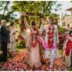 DESTINATION WEDDINGS: BETWEEN FLOWERS AND TRADITIONS